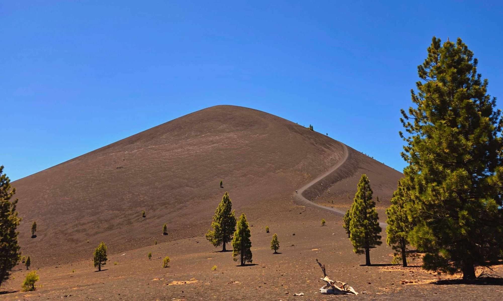 Cinder Cone Trail Hike in Lassen Volcanic National Park Complete Guide + Review